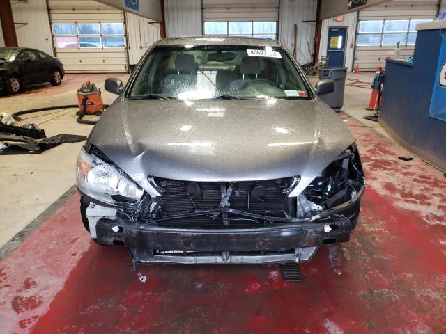 Photo 5 from auction – 2004 TOYOTA CAMRY LE with VIN 4T1BF32K74U587797
