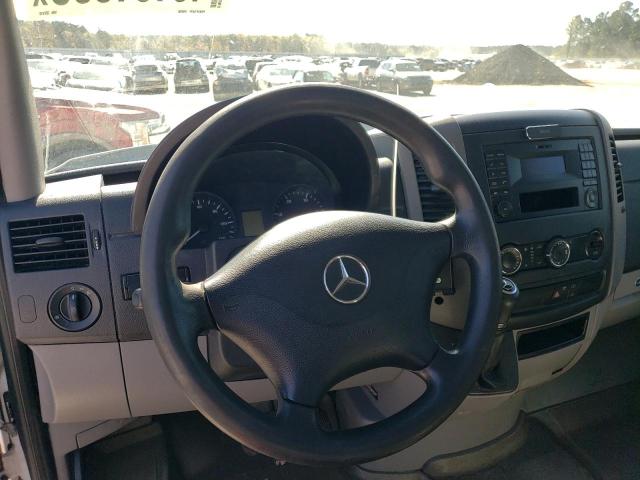 Photo 8 from auction – 2016 MERCEDES-BENZ SPRINTER 2 with VIN WD3PE7DD0GP322476