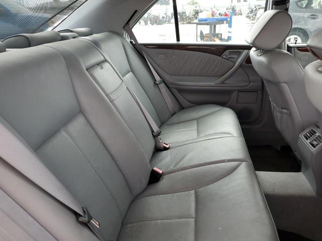 Photo 10 from auction – 2001 MERCEDES-BENZ E 430 with VIN WDBJF70J21B281548