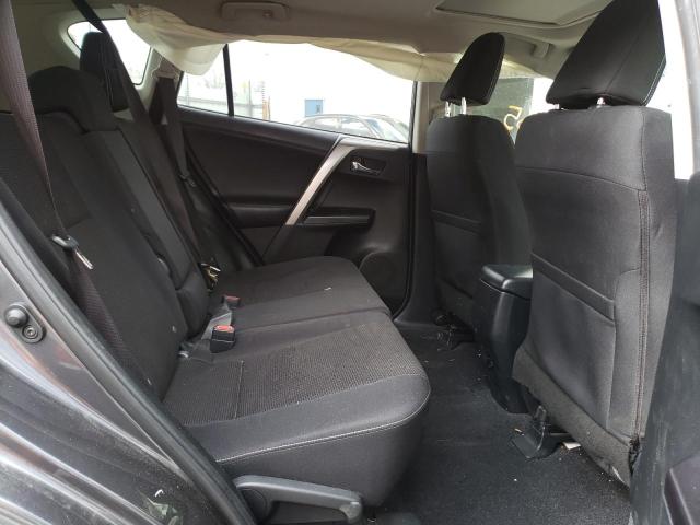 Photo 10 from auction – 2017 TOYOTA RAV4 XLE with VIN JTMRFREV0HD201853