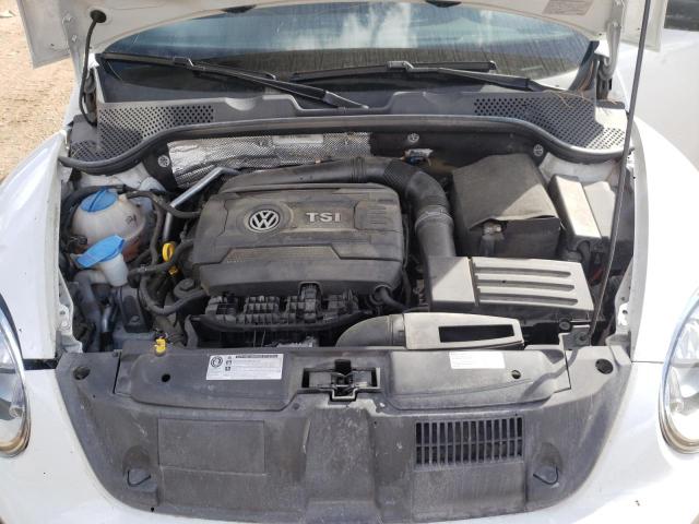 Photo 11 from auction – 2016 VOLKSWAGEN BEETLE 1.8 with VIN 3VWF07AT7GM633675