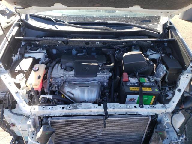 Photo 12 from auction – 2017 TOYOTA RAV4 LE with VIN JTMZFREV2HJ121830