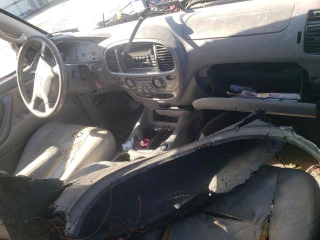 Zdjęcie 8 z aukcji – 2002 TOYOTA SEQUOIA LI z VIN 5TDBT48A92S082086