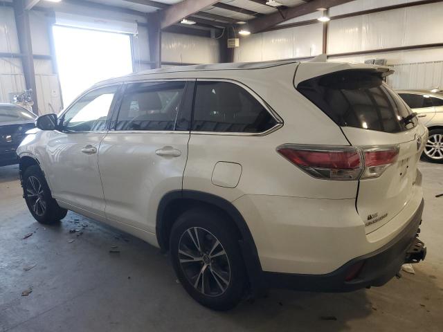 Photo 2 from auction – 2016 TOYOTA HIGHLANDER with VIN 5TDJKRFHXGS286351