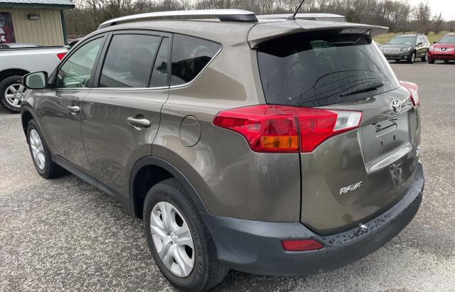 Photo 3 from auction – 2015 TOYOTA RAV4 LE with VIN JTMBFREV7FD144162
