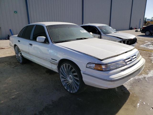 Photo 4 from auction – 1995 FORD CROWN VICT with VIN 2FALP74W0SX204565