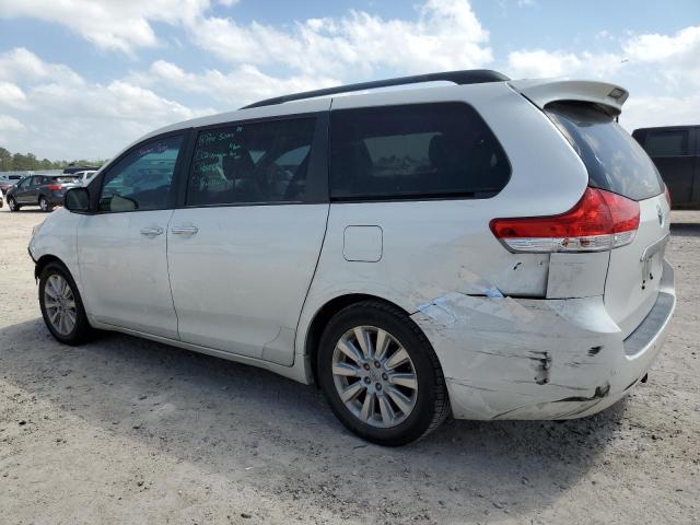 Photo 2 from auction – 2012 TOYOTA SIENNA XLE with VIN 5TDYK3DC3CS186962