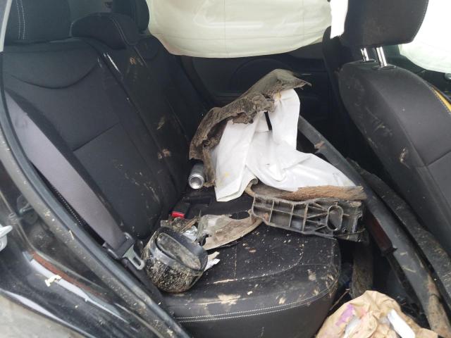 Photo 10 from auction – 2015 KIA SOUL with VIN KNDJN2A28F7230421