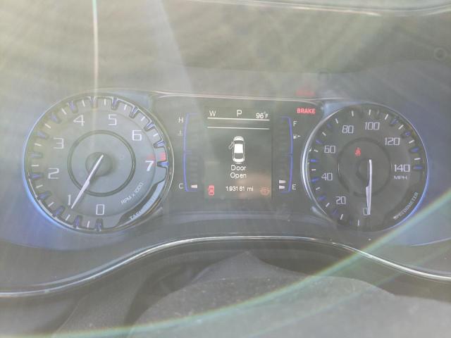 Photo 9 from auction – 2015 CHRYSLER 200 S with VIN 1C3CCCBG0FN667182