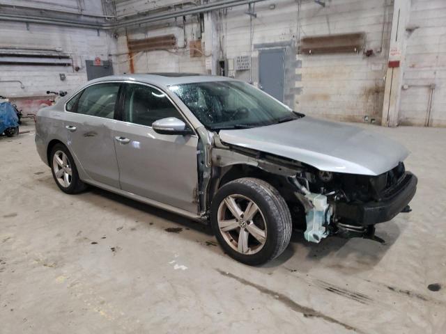 Photo 4 from auction – 2012 VOLKSWAGEN PASSAT SE with VIN 1VWBP7A31CC030338