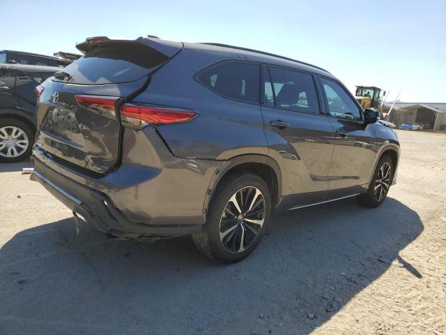 Photo 3 from auction – 2021 TOYOTA HIGHLANDER with VIN 5TDLZRAH1MS057399