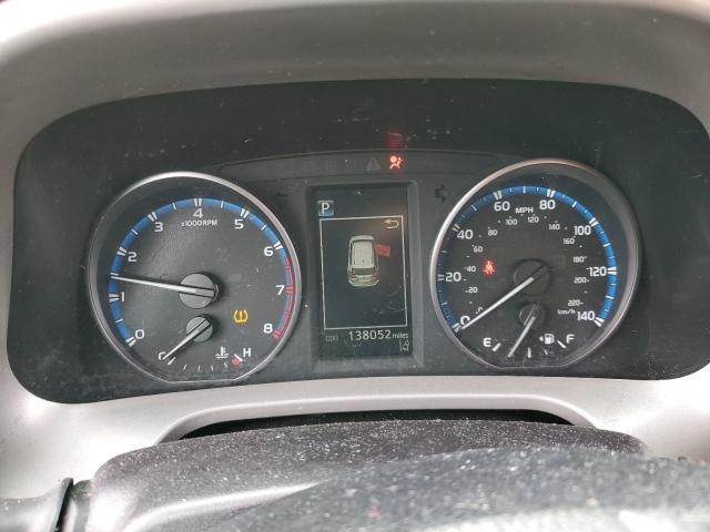 Photo 9 from auction – 2018 TOYOTA RAV4 ADVEN with VIN 2T3RFREV6JW828923
