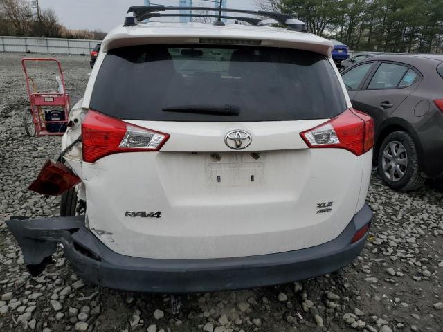 Photo 6 from auction – 2015 TOYOTA RAV4 XLE with VIN JTMRFREV3FJ013925