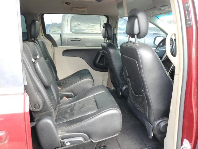 Photo 11 from auction – 2016 CHRYSLER TOWN & COU with VIN 2C4RC1BG9GR300747