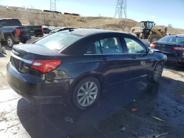 Photo 3 from auction – 2013 CHRYSLER 200 TOURIN with VIN 1C3CCBBG1DN704215