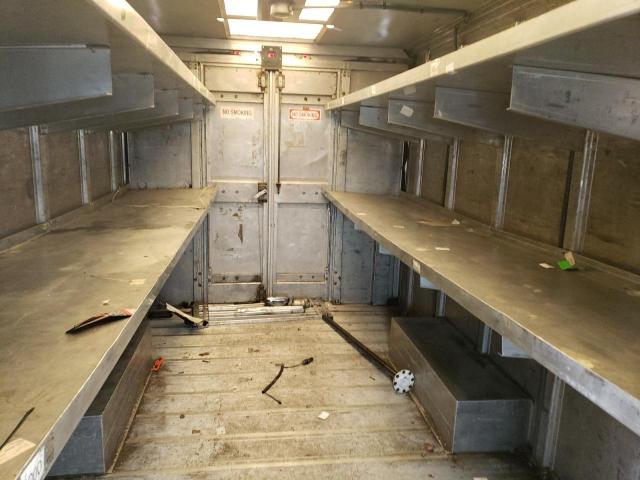 Photo 11 from auction – 2006 FREIGHTLINER CHASSIS M with VIN 4UZAANBW16CV95203