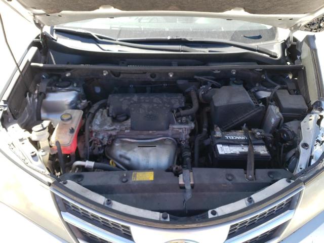 Photo 12 from auction – 2014 TOYOTA RAV4 LE with VIN JTMZFREV6EJ005462