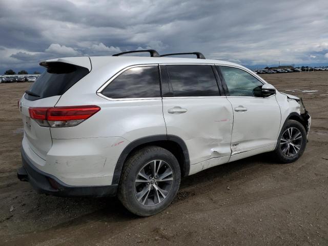 Photo 3 from auction – 2018 TOYOTA HIGHLANDER with VIN 5TDZZRFH1JS270884