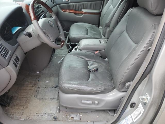 Photo 7 from auction – 2004 TOYOTA SIENNA XLE with VIN 5TDBA22C44S003446
