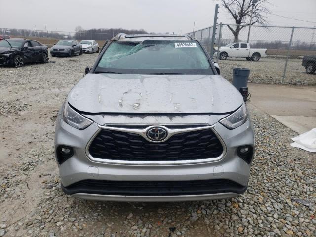 Photo 5 from auction – 2020 TOYOTA HIGHLANDER with VIN 5TDFZRBH7LS046269
