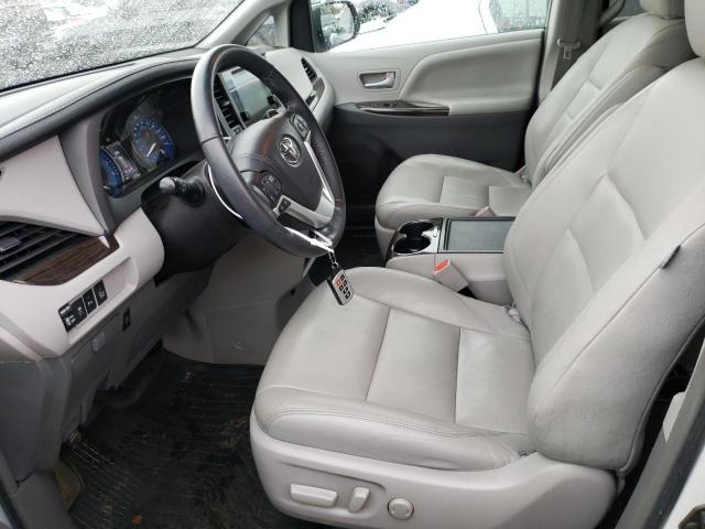 Photo 7 from auction – 2017 TOYOTA SIENNA XLE with VIN 5TDDZ3DC2HS156627
