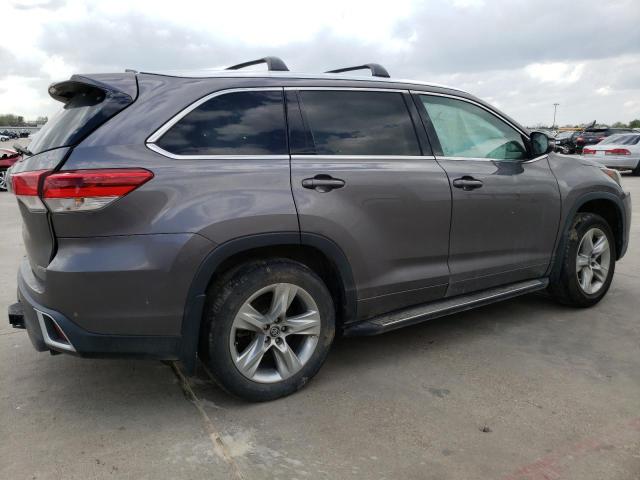 Photo 3 from auction – 2017 TOYOTA HIGHLANDER with VIN 5TDYZRFH3HS206965