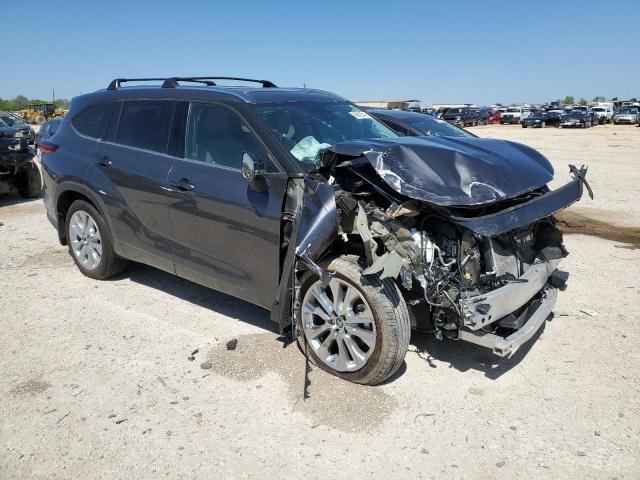 Photo 4 from auction – 2022 TOYOTA HIGHLANDER with VIN 5TDDZRBH1NS215079