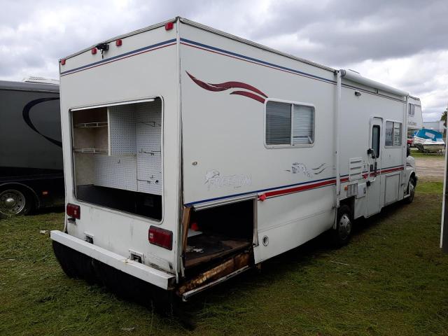 Photo 4 from auction – 2004 CHEVROLET EXPRESS CO with VIN 1GBJG31U041112000