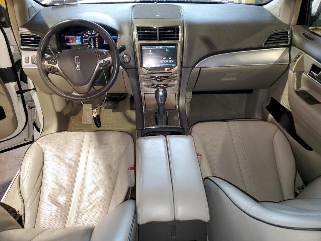 Photo 8 from auction – 2011 LINCOLN MKX with VIN 2LMDJ8JK7BBJ15452