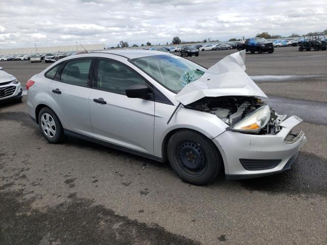 Photo 4 from auction – 2015 FORD FOCUS S with VIN 1FADP3E22FL241693