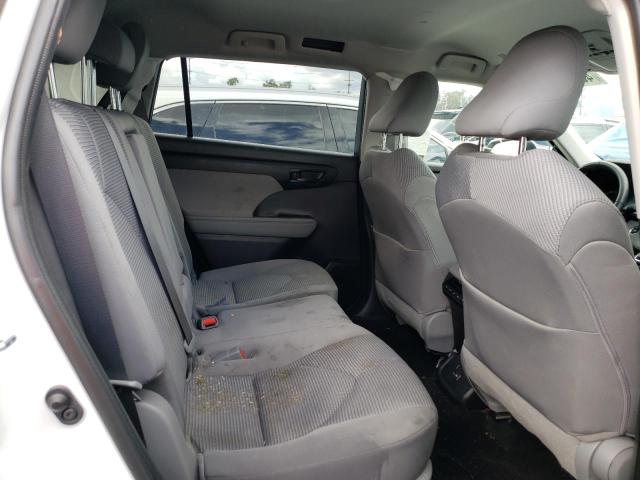 Photo 11 from auction – 2022 TOYOTA HIGHLANDER with VIN 5TDZZRAH2NS545207