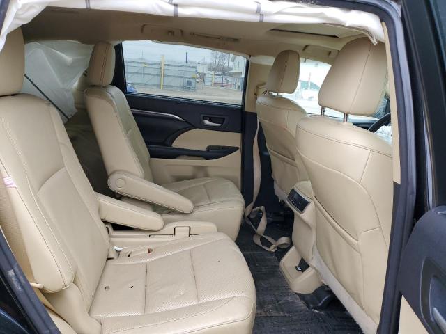 Photo 11 from auction – 2016 TOYOTA HIGHLANDER with VIN 5TDDKRFH7GS262344