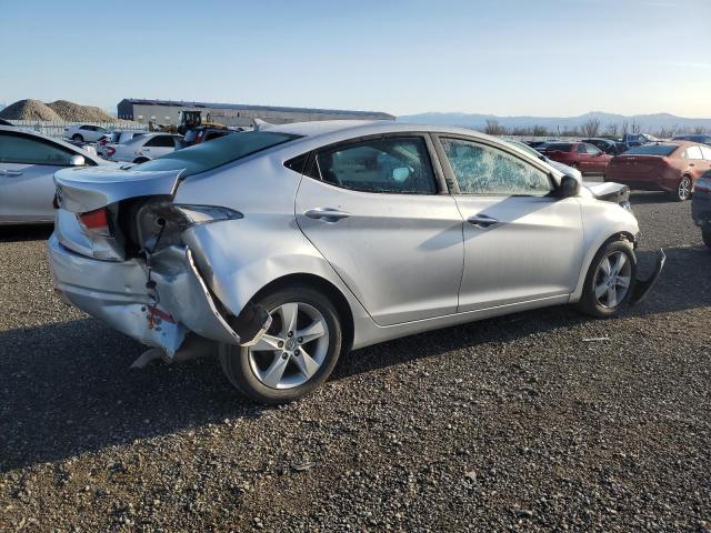 Photo 3 from auction – 2012 HYUNDAI ELANTRA GL with VIN KMHDH4AE7CU417166