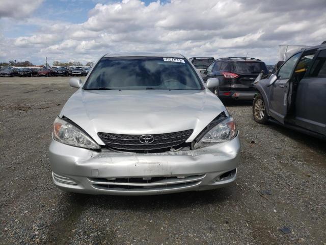 Photo 5 from auction – 2003 TOYOTA CAMRY LE with VIN JTDBE32K930149182