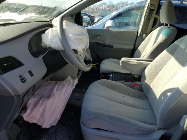 Photo 7 from auction – 2011 TOYOTA SIENNA LE with VIN 5TDKK3DC2BS153875
