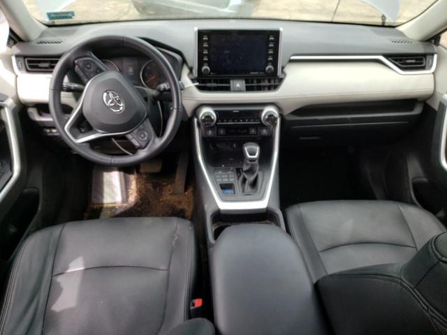 Photo 8 from auction – 2020 TOYOTA RAV4 XLE with VIN JTMP1RFV8LD530877