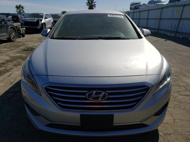 Photo 5 from auction – 2017 HYUNDAI SONATA SE with VIN 5NPE24AF6HH486015