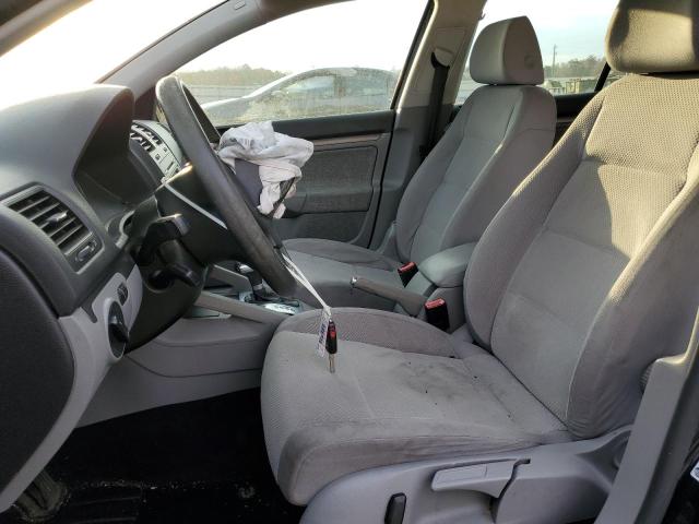 Photo 7 from auction – 2007 VOLKSWAGEN RABBIT with VIN WVWDR71K77W078010