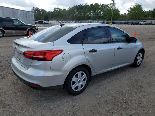 Photo 3 from auction – 2017 FORD FOCUS S with VIN 1FADP3E24HL301900