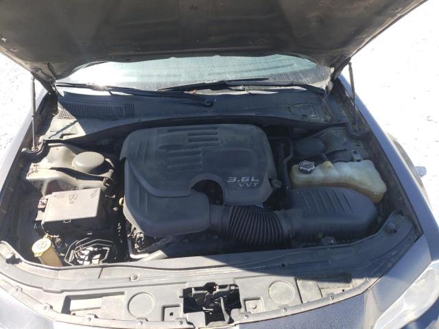 Photo 11 from auction – 2015 CHRYSLER 300 LIMITE with VIN 2C3CCAAG7FH802074
