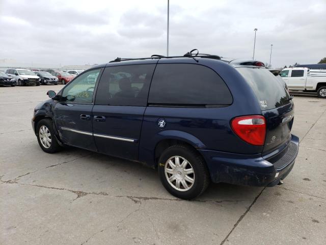 Photo 2 from auction – 2005 CHRYSLER TOWN & COU with VIN 2C4GP54L05R402335