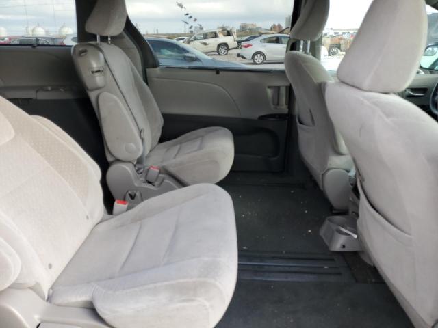 Photo 11 from auction – 2016 TOYOTA SIENNA LE with VIN 5TDKK3DC4GS726430