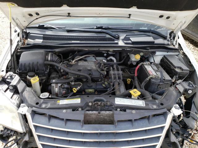 Photo 11 from auction – 2010 CHRYSLER TOWN AND C with VIN 2A4RR4DE3AR288995