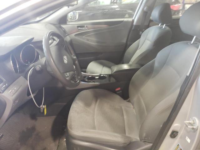Photo 7 from auction – 2012 HYUNDAI SONATA HYB with VIN KMHEC4A45CA026397