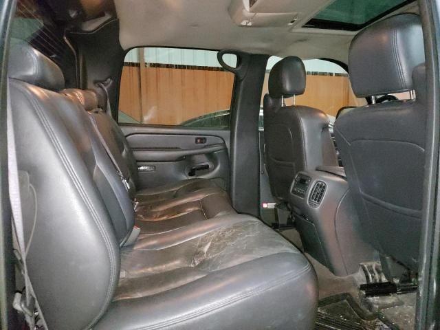 Photo 10 from auction – 2004 CHEVROLET AVALANCHE with VIN 3GNEK12T74G296253