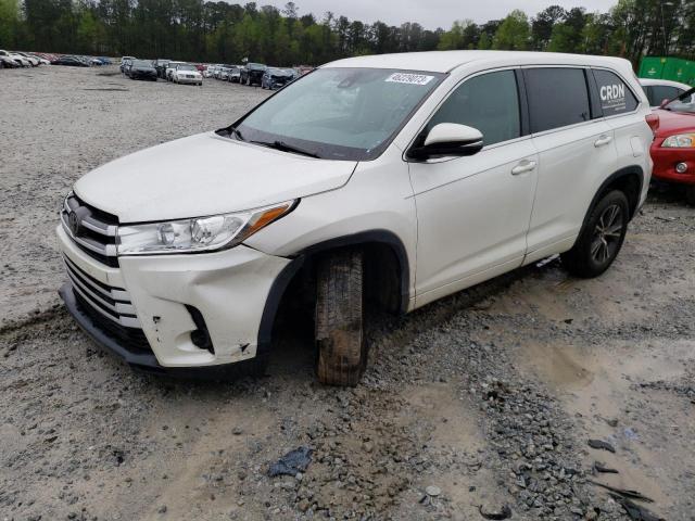 TOYOTA HIGHLANDER 2018 with VIN 5TDZZRFH8JS285429 - Photo from auction