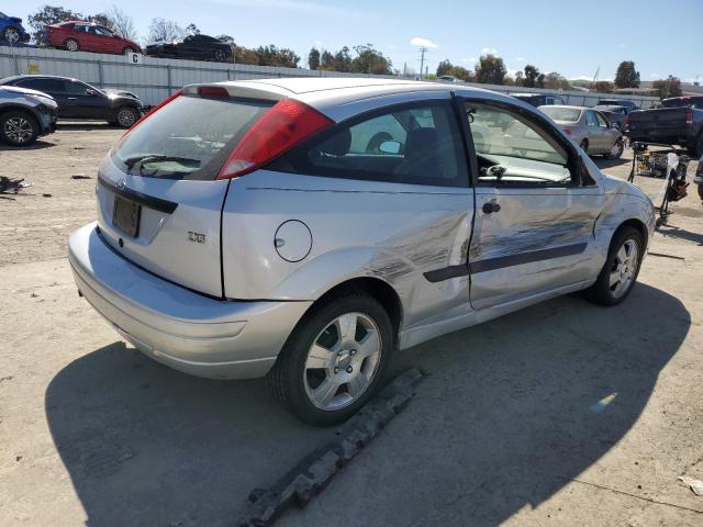 Photo 3 from auction – 2003 FORD FOCUS ZX3 with VIN 3FAFP31Z03R177520