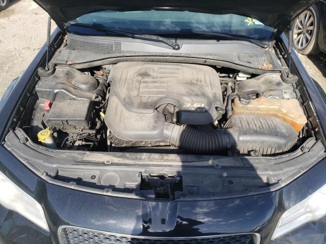 Photo 11 from auction – 2015 CHRYSLER 300 with VIN 2C3CCAAG3FH739345