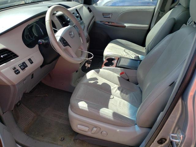 Photo 7 from auction – 2014 TOYOTA SIENNA XLE with VIN 5TDYK3DC7ES418062