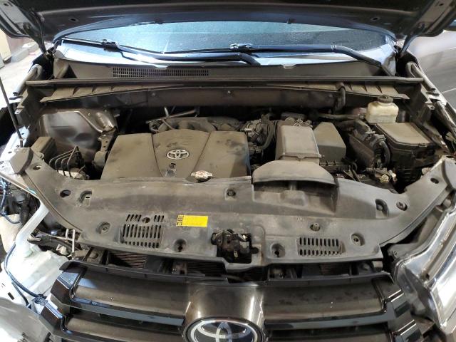 Photo 12 from auction – 2018 TOYOTA HIGHLANDER with VIN 5TDJZRFH8JS817436